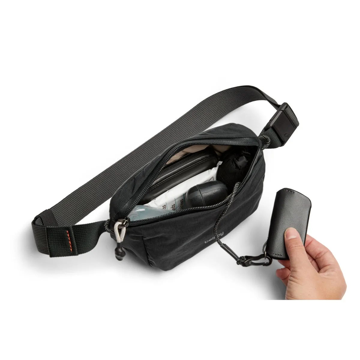 Bellroy Lite Belt Bag in Black